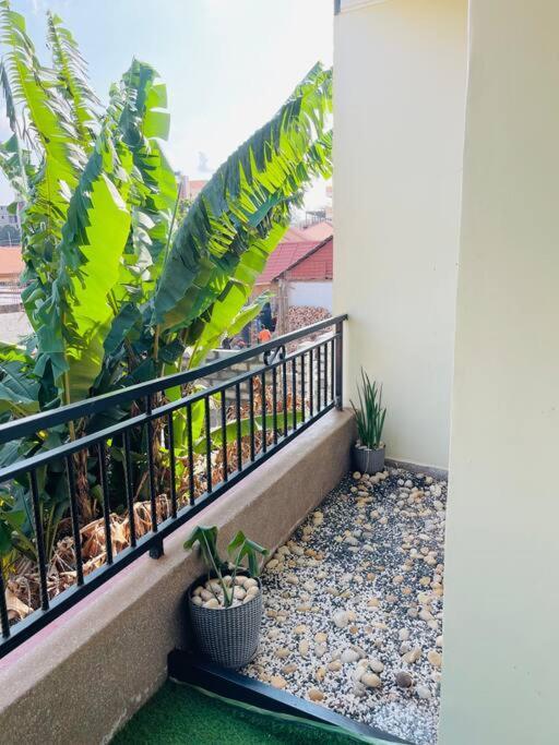 Renex Homes Namugongo Eksteriør bilde